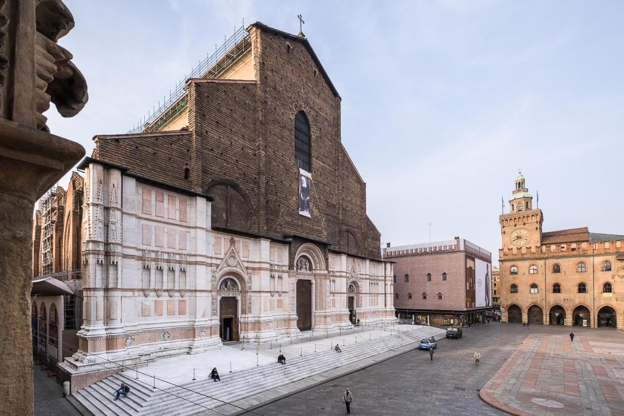 Urbanicooh Garisenda - Piazza Maggiore View 볼로냐 외부 사진