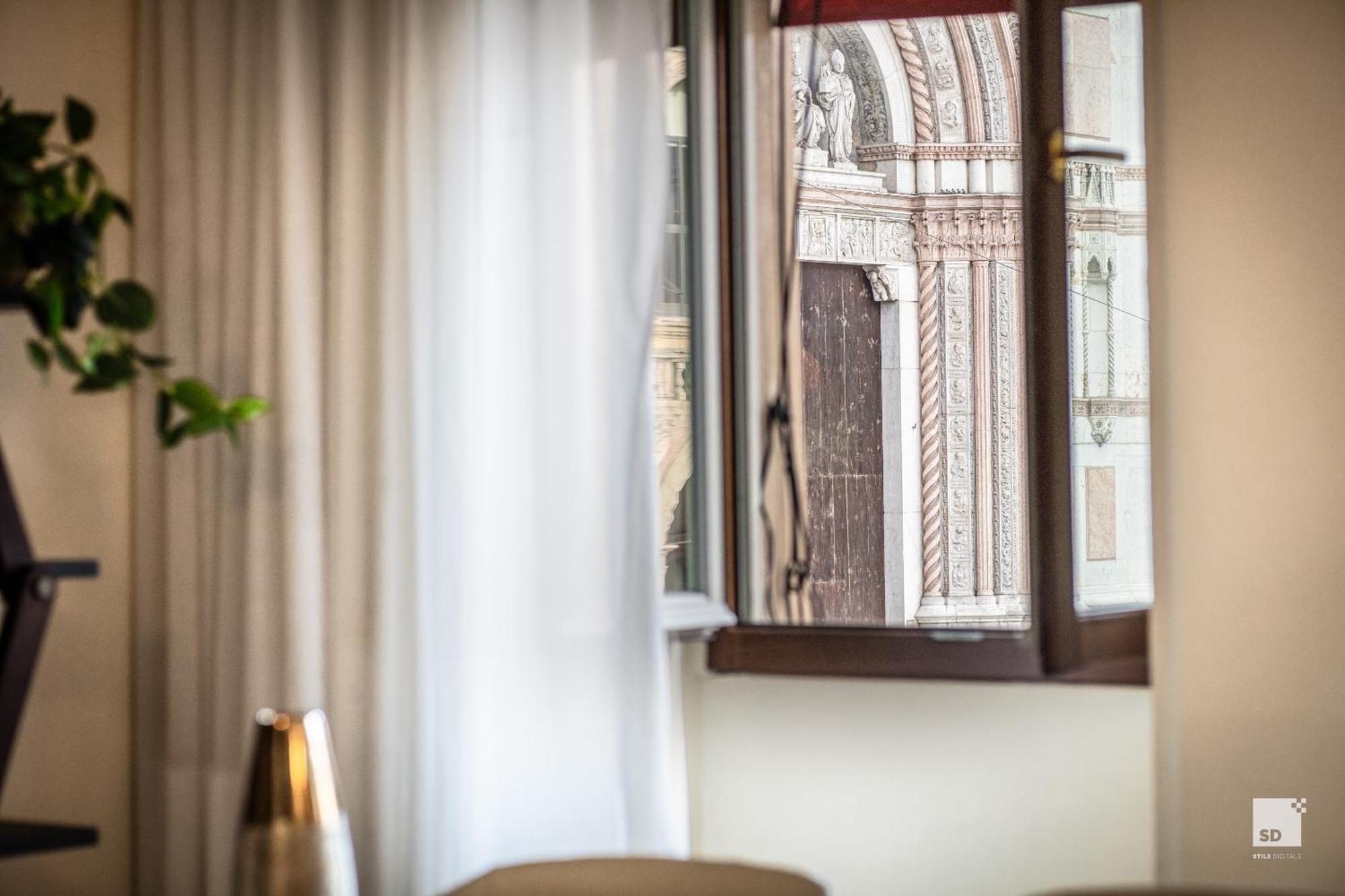 Urbanicooh Garisenda - Piazza Maggiore View 볼로냐 외부 사진